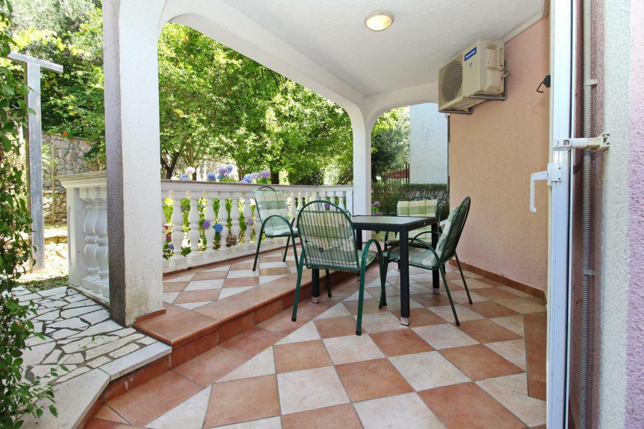 Apartments Alex Baška Zewnętrze zdjęcie
