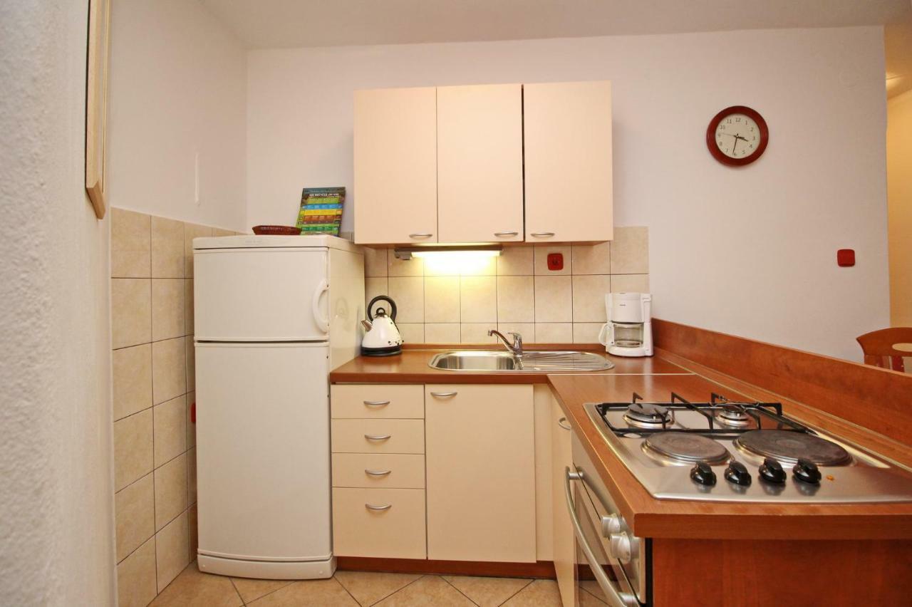 Apartments Alex Baška Zewnętrze zdjęcie